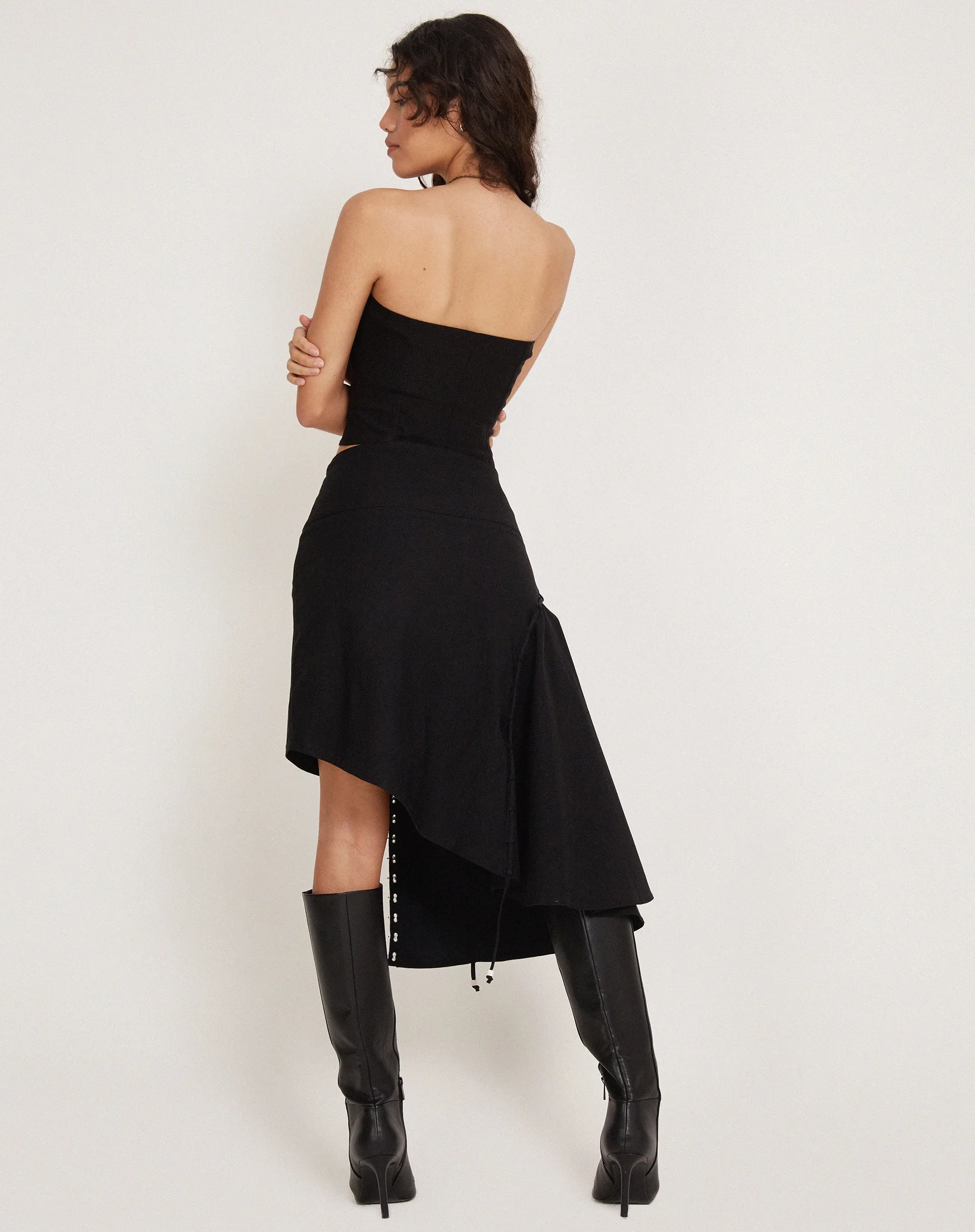 Carlisia Asymmetrical Midi Skirt in Black