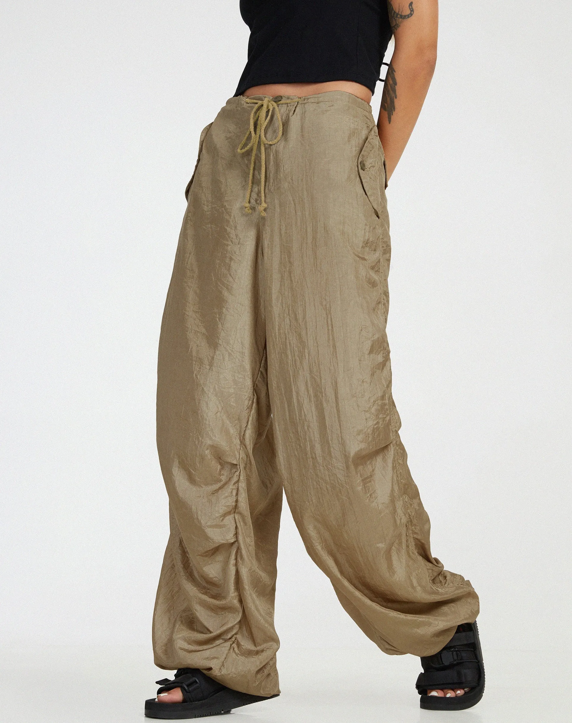 Chute Trouser in Parachute Tortilla