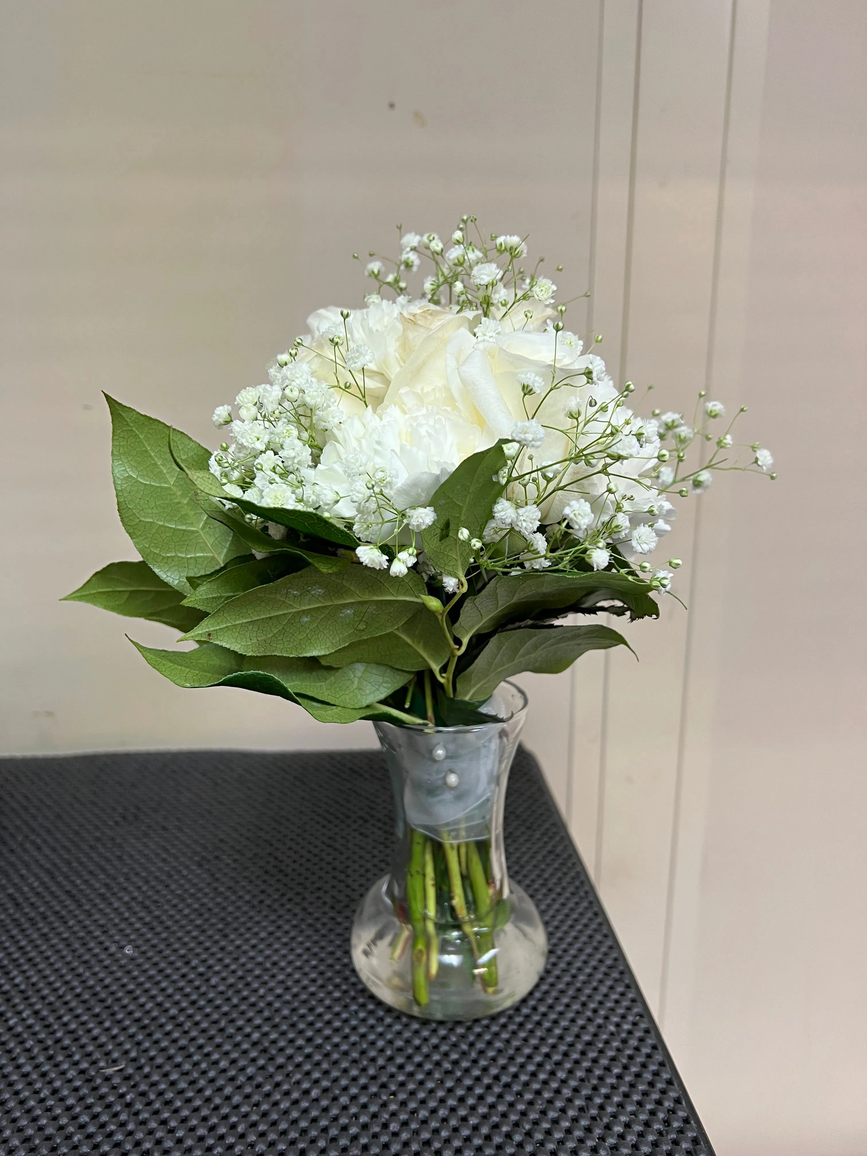 Designer's Choice Handheld Bouquet